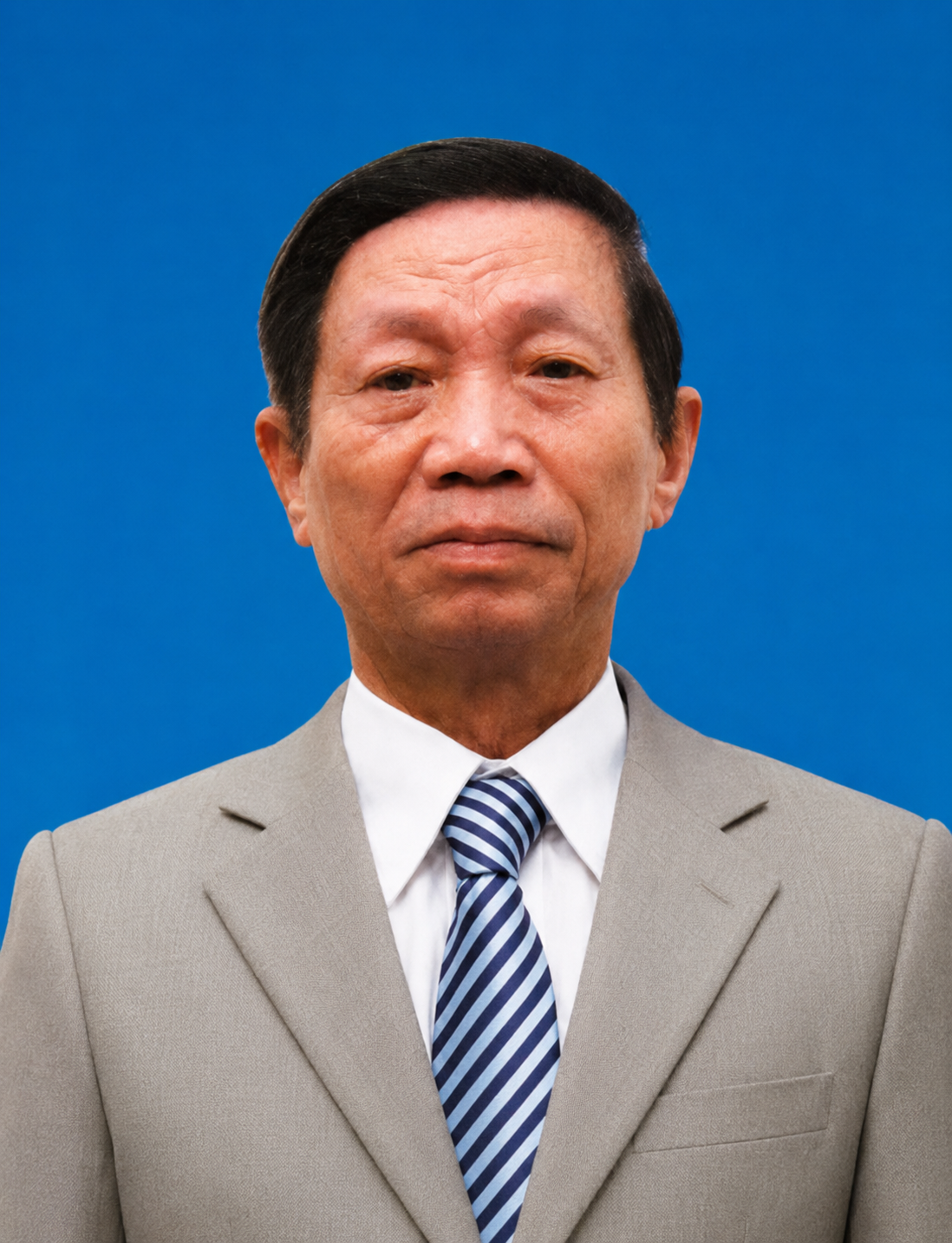 Chân dung TTND, BSCC. Trần Văn Bản — Nguyên Chủ tịch Hội Đông y Việt Nam