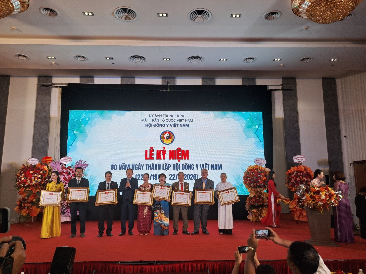 Hội Đông y Việt Nam vinh danh Thầy thuốc Đông y tiêu biểu, các Phòng khám, Phòng chẩn trị Đông y tiêu biểu năm 2026